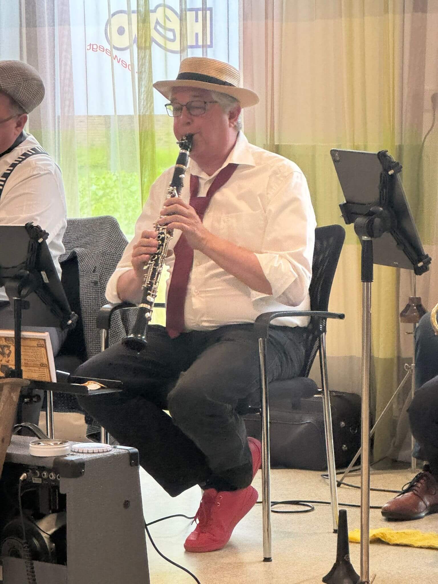 Niek van den Berg – altsaxofoon en klarinet Black Cherries Dixieland Band